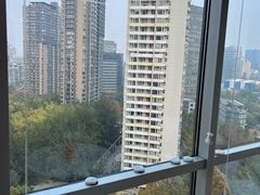 -bobo高端证件照工作室(三元桥店)