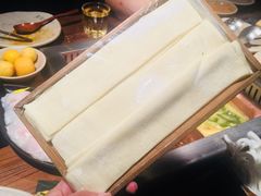 -老牌坊云南鱼豆花火锅(嵩山店)