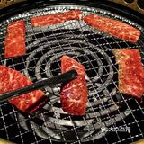 真的有人下了高铁来这家吃烤肉耶!