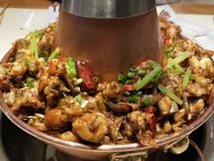 -老佛爷炭火蛙锅直营(清滨路总店)