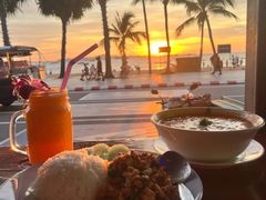 -Green Tree Rest. & Pub