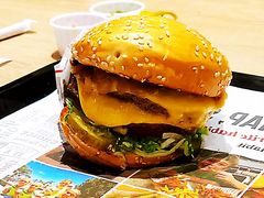 -The Habit Burger Grill 哈比特汉堡(复兴soho店)