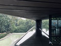 -知美术馆