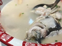 鱼头豆腐汤-苏师傅菜馆(上沙店)
