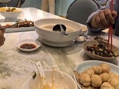 -孔雀云贵川·融合菜(长宁来福士店)