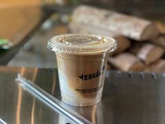 拿铁-J Create城市露营咖啡·简餐·宠物(上海动物园店)