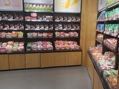 零售区-良品铺子(五角场万达店)