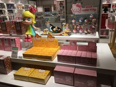 -泡泡玛特POPMART(国金街店)