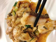 生炒鱼头-广迎居老正兴菜馆
