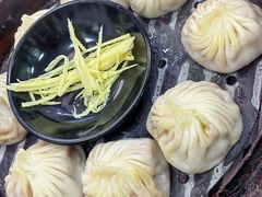 -老上海食惠裡小籠包生煎包