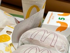 -麦当劳(乳山路店)