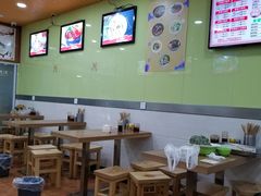 大堂-老上海馄饨铺(浙江中路店)