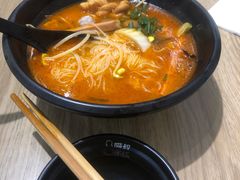 -渝和喵叔米线(南坪万达店)