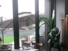 靠窗位-The Rug Cafe(王府中环店)