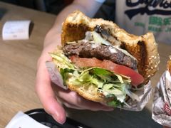 -The Habit Burger Grill 哈比特汉堡(爱琴海店)