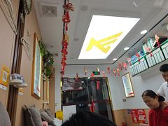 -郑远元专业修脚房(巨鹿路店)