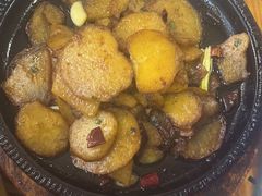 -鲁小三·大骨自助(金山总店)