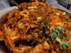 -凤凰路何眼镜香辣蟹(花果园店)