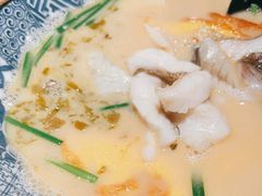 -荣家黄鱼面(前滩太古里店)