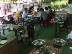-尚庄度假村·庭台树下·户外烧烤·团建CS·轰趴营地(上庄水库店)