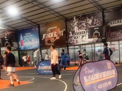 -洛克公园·篮球·足球(三林店)