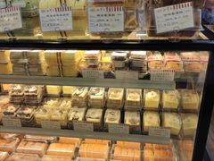 -红宝石·鲜奶小方·海派西点房(浦三店)