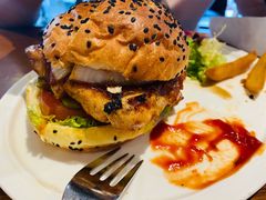 水牛城辣鸡肉堡-UPPER KITCHEN(延安路店)