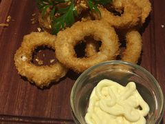 酥炸鱿鱼圈附大蒜蛋黄酱-卡朋厨房(289艺术园区店)