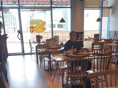 -菲滋意式餐厅(金华银泰城店)