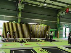 -C7城市运动空间·蹦床·健身·团建