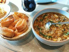 小油条配酸辣汤-味莊·青岛菜(云霄路店)