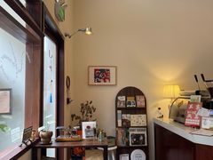 -Café Monson