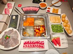 岭南黄猪肚鸡火锅-海底捞火锅(世豪广场店)