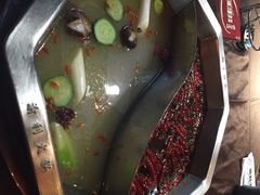 鸳鸯锅底-渝利重庆火锅