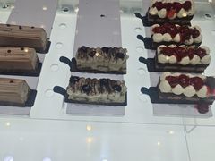 -红跑车蛋糕世界(网巾市店)