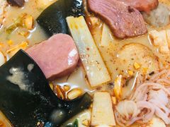 -吕阿婆骨汤麻辣烫(云岗店)