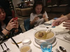 -港丽餐厅(高德置地店)