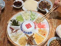 -怪噜范·老贵阳街头名小吃(鸿通城店)