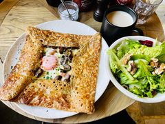 鸡蛋蘑菇熏肉荞麦可丽饼-RAC BAR(安福路店)