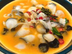 -小船渔村•大连菜•大连焖鱼(黄河路店)
