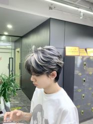 -藤野造型•烫染专业店