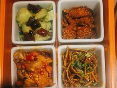 -吃城都·鱼蛙火锅(西玉龙街店)