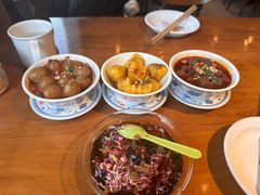 -炉小二铜锅牛蛙•川湘菜(三里屯店)