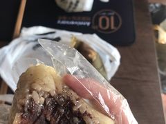 玫瑰豆沙粽子-魏家凉皮(万辉店)
