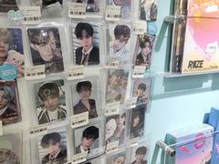 -Love Star追星馆(上海大悦城店)