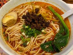 重庆小面-张氏宽窄巷成都名小吃(茂业百货华强北店)