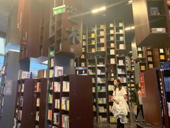 -当当梅溪书院(步步高梅溪新天地店)