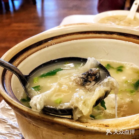 中山园炖品店(同兴街店)