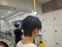 -镁连社·美联社