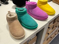 -UGG(燕莎奥特莱斯购物中心店)
